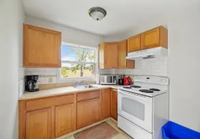 Farmhouse Duplex - Image 4