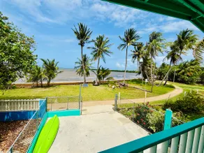 Mami Ana Beach House, The Oceanfront Rest Hideaway ! - Image 2