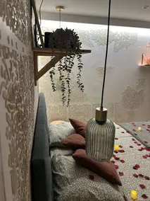 The Romantic Getaway - Image 5