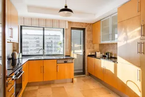 Elegant Flat in Benfica - 10 min to City Center - Image 5