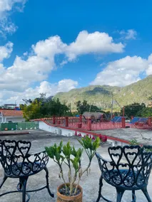 Laura and Lian: private and terrace overlooking the sunset - Image 3
