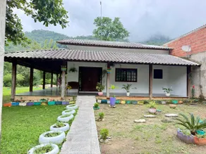 Comfortable house with waterfall and natural pools - Image 2