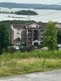 Lake Front Condo Branson - Image 5