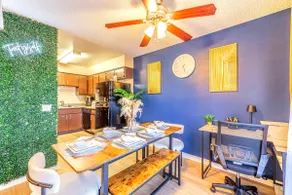 Chic Lux Stay~Work Nook & Spa - Image 4