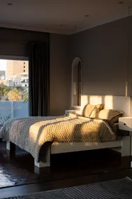 Luxury 5-Star Stay in Cairo Downtown Garden City - Steps from the Nile & All Top Attractions - Image 5