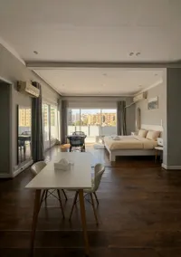 Luxury 5-Star Stay in Cairo Downtown Garden City - Steps from the Nile & All Top Attractions - Image 3