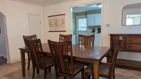 Central City Escape - 2 Bath / Free Parking - Image 2