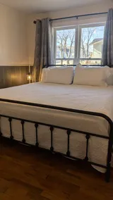 Central City Escape - 2 Bath / Free Parking - Image 3
