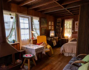 Painter's retreat. - Image 4