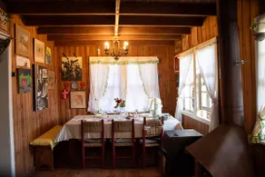 Painter's retreat. - Image 3