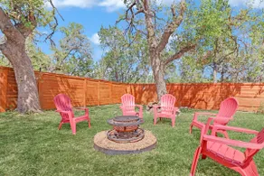 Secluded Hill Country Getaway w/Spa & Sauna - Image 4