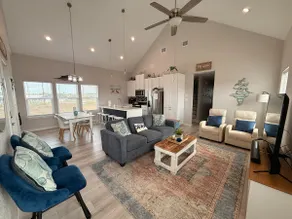 Pin Oak Paradise, Holiday Beach - Image 2