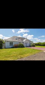 Spacious newly-refurbished 4-bed house in Rosslare - Image 3