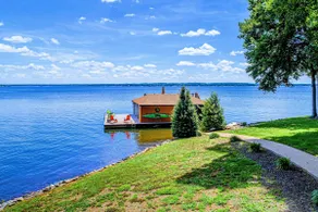 Lakefront Lake Anna Views, Dock, Hot Tub, Firepit - Image 5