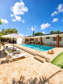 Miami Chic - Near Coral Gables & FIU - Image 3