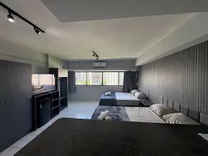 705 | Grand Flat - Image 5