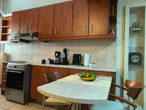 Avantis modern home - Image 4
