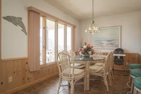 Lovely 4 Bedroom Ocean view house in West Beach - Image 4