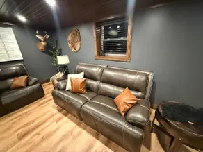 The Sportsman's Refuge - Lake Shelbyville - Image 4