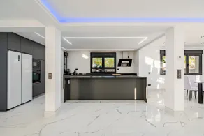 Luxury Villa | Salt Pool | Chill-Out | Madrid - Image 3