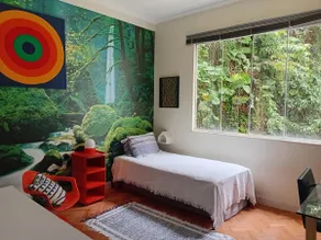 2BR QUIET, STYLISH, Great location - Image 2