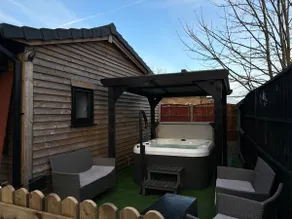 The Lodge at Barrow Bridge - Image 2