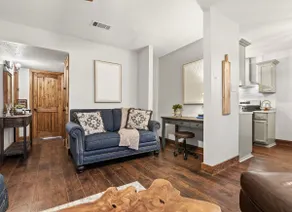 Close to Ft. Polk~Pet Friendly~ Quality Comfort - Image 5