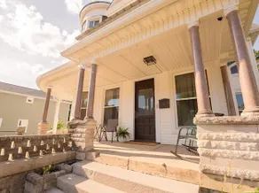 The Market Manor - Image 2