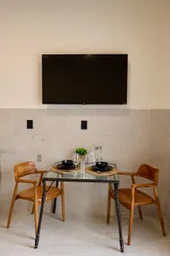 Loft with Classic Design in León's Historic Center - Image 4