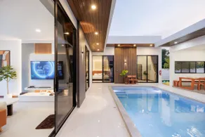 Luca Pool Villa - Image 2
