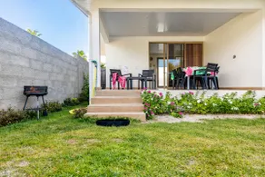 Fare Ofairuro - Bungalow on the sea side & close to the beach - Image 2