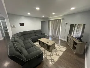 Spacious 3-Bed Home w/ Deck - Image 5