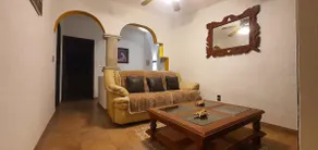 House 5H, Fast WiFi – 13 min to Downtown - Image 2