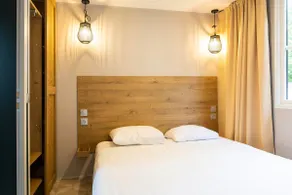 Luxe O'Hara - Sleeps 6 - Image 3