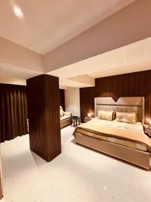 Presidential suite with attached kitchen no. 8 - Image 5