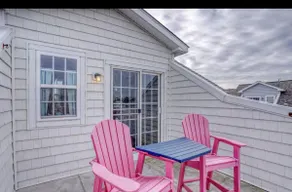Blue Max Beach Retreat - Image 5
