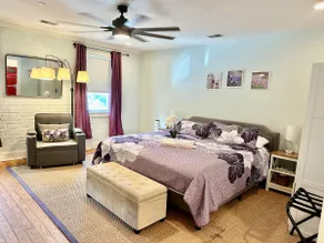 *Chic Azalea Studio | King Bed | Flowertown Charm - Image 2