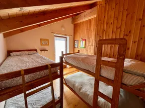 Chalet Caldo & Accogliente a Cheggio "Obrigado House" - Image 4