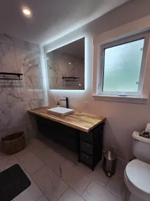 Vancouver Island, River Lodge, Escape - Image 3