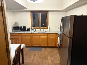 Basement Apartment near EMU and 15 mins. from JMU - Image 4