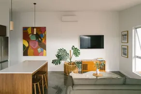 Vic's Place - Image 2