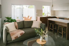 Vic's Place - Image 4