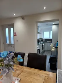 Luxury Apartment - Above iconic High Lane Oatcakes - Image 3
