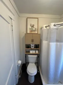 Blue Bungalow - Image 3