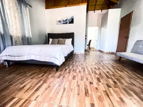 Sham Suite…spacious family getaway - Image 5