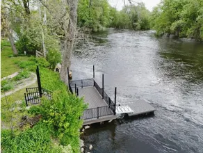 The Governor's Landing on the River - Image 5