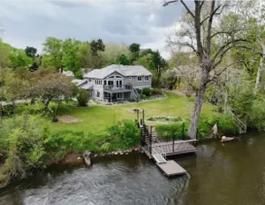 The Governor's Landing on the River - Image 2