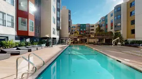 Best Location, comfort, quiet, clean. - Image 4