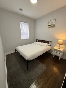 Feel at home (Entire Listing) - Image 4