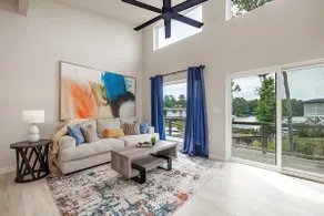 Lakefront Couples Cottage Near Oaklawn - Image 2